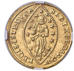 reverse: VENEZIA - PAOLO RENIER (1779-1789) - Zecchino
Oro - n.d.
Dritto: San Marco nimbato, stante a destra, mentre consegna un vessillo con la scritta DVX al Doge inginocchiato verso sinistra; - Rovescio: Figura del Redentore stante di fronte, benedicente con la mano destra e reggente il Vangelo con la sinistra.
Gigante 72
Sigillato NGC MS64
Certificato NGC n. 2126498-050