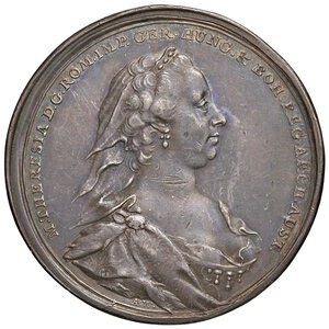 reverse: AUSTRIA Giuseppe II d Asburgo e Maria Teresa (1765-1780) Medaglia 1765 Commemorazione dei reali d Asburgo e Lorena - Opus: A. Wideman, Montenuovo 1959 AG (g 26,25 - Ø 42 mm) RR Con cartellino d asta Varesi di Pavia. qSPL