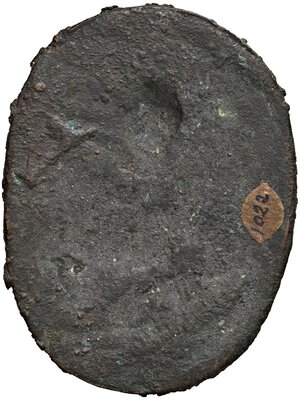 reverse: SPAGNA Placchetta ovale da fusione del XVII secolo di area spagnola. ECCE HOMO, il Cristo velato con le mani incrociate sul petto - senza firma - Bordo lavorato e fondo bulinato AE (g 231,00 - Ø 113x85 mm) Fusione originale del XVII secolo. SPL