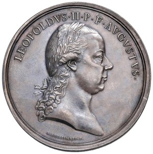 obverse: Leopoldo II d Austria-Lorena (1792-1794) Medaglia da uno scudo e mezzo 1791 Entrata a Milano dell imperatore - Opus A. Guillemard, Coll. Johnson 320, Montenuovo 2252 AG (g 44,70 - Ø 49,50 mm) R Minimo colpetto al bordo. SPL