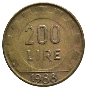 obverse: Falso Epoca - 200 Lire 1988