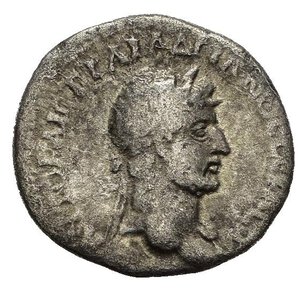 obverse: ADRIANO (117-138). Cappadocia, Caesarea. Emidracma. AR (g 1,78). Datato anno 4 (119/20 d.C.). Busto laureato a destra, con drappeggio sulla spalla. R/ Monte Argeo sormontato da statua di Helios. RPC III 3071; Sydenham 258. qBB. Nr.Reg. 612/24