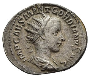 obverse: GORDIANO III (238-244). Roma. Antoniniano. AR (3,64 g). D/ IMP CAES M ANT GORDIANVS AVG,  busto radiato, drappeggiato e corazzato a destra, visto di spalle; R/ PAX AVGVSTI, Pax stante regge ramoscello e scettro. RIC IV 3. BB. nr.reg.601/24