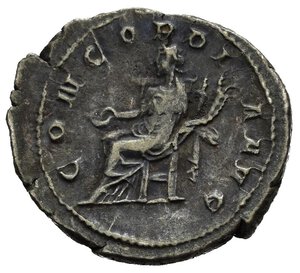 reverse: GORDIANO III (238-244). Roma. Antoniniano. AR (3,97 g). D/ IMP CAES M ANT GORDIANVS AVG,  busto radiato, drappeggiato e corazzato a destra, visto di spalle; R/ CONCORDIA AVG, Concordia seduta regge patera e cornucopia.RIC IV 35. BB. nr.reg.601/24