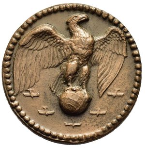 reverse: Medaglie Italiane – Regno d’Italia - Vittorio Emanuele III (1900-1945) - Ventennio Fascista – Decennale Partito Fascista Ali alla Patria. Medaglia statica emessa nel 1928 per la serie del Decennale del PNF. Al dritto ALI ALLA _ PATRIA busto di Mussolini a sx con tenuta aerea (cuffia e occhiali) in basso, a sx: • A • VI • = GC. Al rovescio Aquila di 3/4 a dx su globo, sotto cinque aerei. Opus Giannino Castiglioni. Realizzata in bronzo (AE) (Ø 26.8mm, 12.8g). Riferimenti Casolari VI-19. Conservazione FDC.             