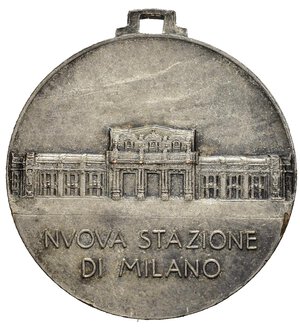 obverse: Medaglie Italiane – Regno d’Italia - Vittorio Emanuele III (1900-1945) - Ventennio Fascista – Stazione di Milano. Medaglia portativa con attacco a piccola cambretta. Al dritto Prospetto anteriore della Nuova Stazione di Milano in esergo: NVOVA STAZIONE = DI MILANO. Al rovescio nel campo: = REGNANDO • = VITT • EMANVELE • III • = DVCE • BENITO • MVSSOLINI • = NELL  ANNO • MCMXXXI • IX •E • F = Stemma coronato tra fasci. Riferimenti Casolari IX-19. Conservazione BB/SPL. Realizzata in bronzo argentato (AE) (Ø 32.1mm, 12.9g). 