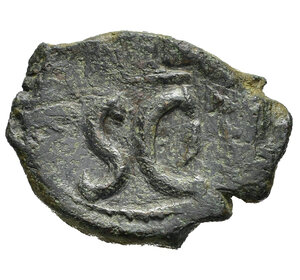 reverse: COSTANTE II (641-668). Follis per Siracusa. AE (g 5,58). Busto frontale diademato con globo crucigero R/ Lettera m su SCL. MIB 204; DOC 9; Spahr 109; Sear 1103. qBB. Nr.reg.589/24