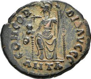 reverse: GRAZIANO (367-383). Antiochia. AE3. 378-383. AE (2,60 g). D/ D N GRATIANVS P F AVG, busto diademato, drappeggiato e corazzato a destra; R/ CONCORDIA AVGGG, Roma in trono, regge globo e lungo scettro; in esergo ANTA; RIC IX 46b. qSPL (RARO). nr.reg.592/24