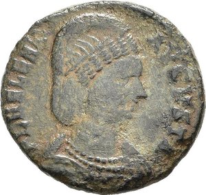 obverse: ELENA (Madre di Costantino I). Nicomedia?. Nummus. 329. AE (3,82 g). D/ FL HELENA AVGVSTA, busto drappeggiato a destra; R/ SECVRITAS REIPVBLICE, Elena stante, regge un ramoscello; in esergo SMNΓ? Cfr. RIC VII Nicomedia 129. qBB. nr.reg.592/24