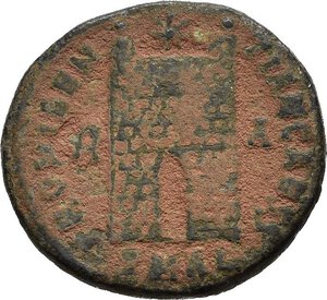 reverse: COSTANZO II, Cesare (324-337). Alessandria. Nummus. AE (2,32 g). D/ FL IVL CONSTANTIVS NOB C, busto laureato, drappeggiato e corazzato a sinistra; R/ PROVIDENTIAE CAESS, porta d accampamento, sopra una stella, ai lati una corona e lettera A; in esergo SMAL. RIC VII 47. qBB nr.reg.593/24