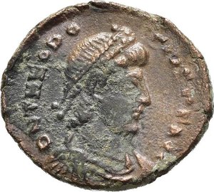 obverse: TEODOSIO I (379-295). Nicomedia. AE3. 379-383. AE. (2,57 g). D/ D N THEODOSIVS P F AVG, busto diademato, drappeggiato e corazzato a destra; R/ CONCORDIA AVGGG, Costantinopoli con capo turrito e drappeggiata in trono, frontalmente, con la testa a destra, regge scettro e poggia il piede destro sulla prua di una nave; in esergo SMNΓ. RIC VII 29. BB (NON COMUNE) nr.reg.593/24