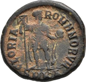 reverse: TEODOSIO I (379-395). Cizico. Maiorina o AE2. AE (5,08 g). D/ D N THEODOSIVS P F AVG, busto diademato, drappeggiato e corazzato a destra; R/ GLORIA ROMANORVM, Teodosio in abiti militari regge un labaro e un globo niceforo; in esergo SMKA. RIC IX 14c. BB. nr.reg.593/24