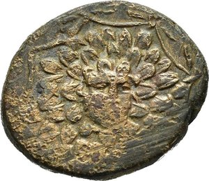 obverse: PAFLAGONIA. SINOPE. Periodo di Mitridate VI (85-65 a.C.). Bronzo. AE (7,25 g). D/ Egida; R/ Vittoria incedente a destra, regge corona e ramo di palma, ΣΙΝ - ΩΠΗΣ. HGC 7, 419. BB. nr.reg.593/24