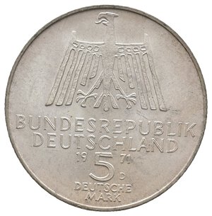 Reverse image
