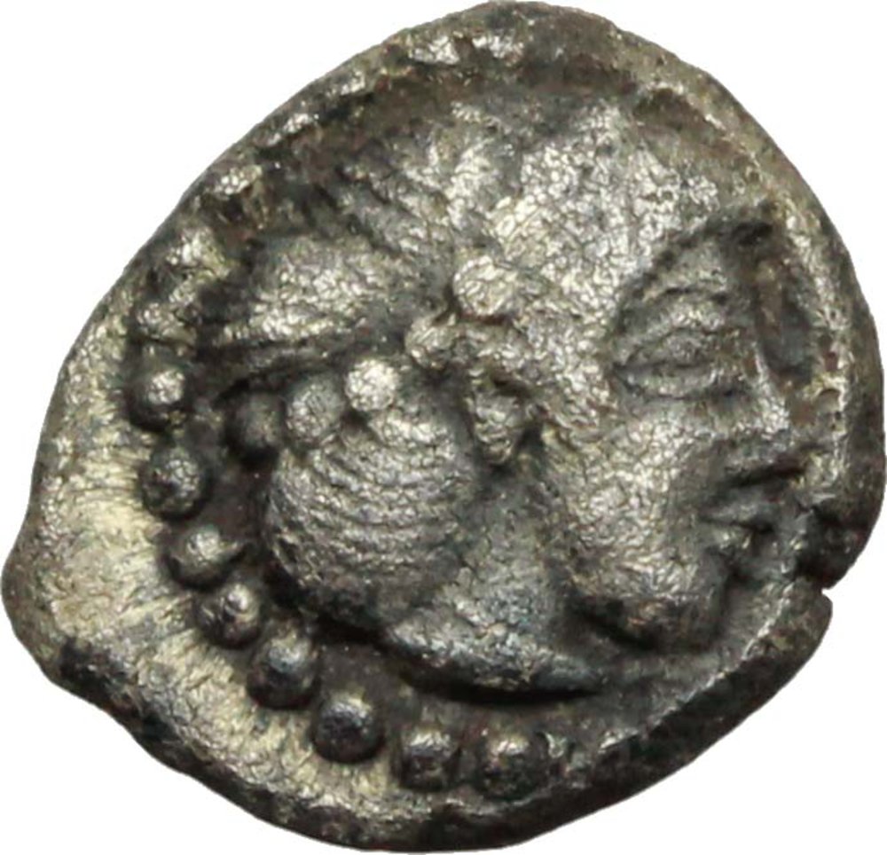 Sicily. Syracuse. AR Obol, struck under Gelon or Hieron I, c. 480-475 BC. Obv. Diademed head of Ar foto 1