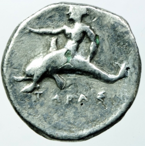 Mondo Greco. Calabria. Tarentum. 272-240 a.C. Nomos. Ag. D/ Giovane nudo su cavallo andante a sinist foto 1