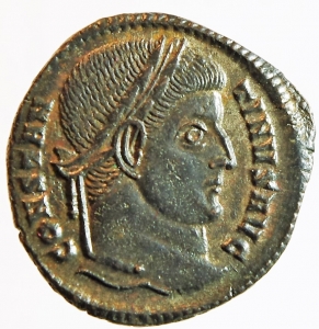 Impero Romano. Costantino I. 306-337 d.C. Follis. AE. D/ CONSTAN-TINVS AVG Busto laureato a destra. foto 1