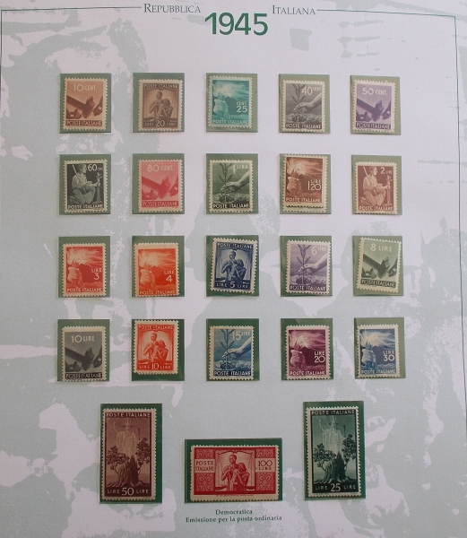 Collezione francobolli Repubblica Italiana dal 1945 al 2001 Posta ordinaria completa 1945-2001 Incl foto 1