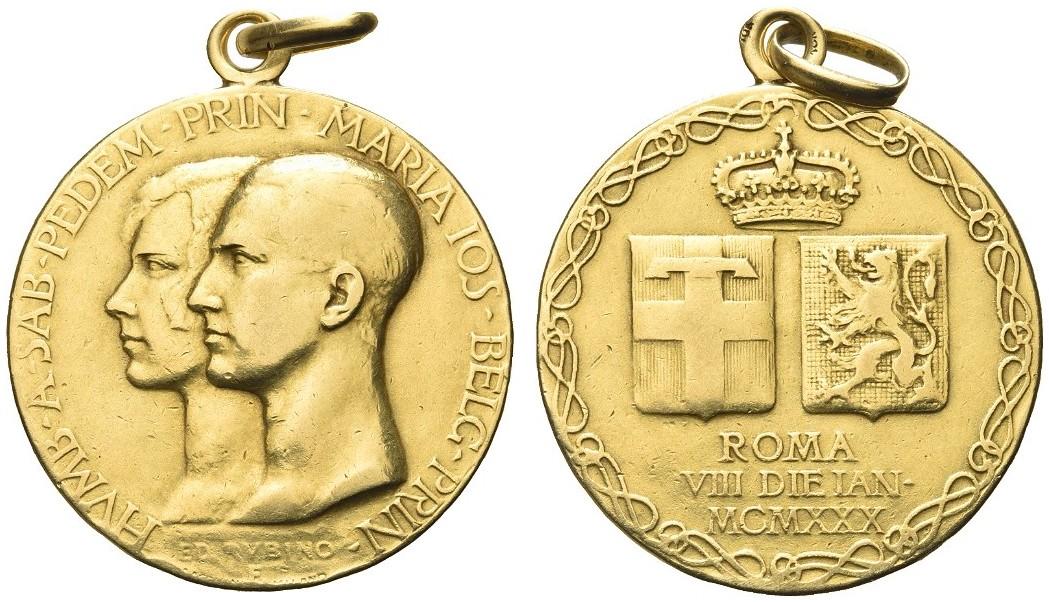 Medaglia in oro per le nozze con Maria José del Belgio celebrate l'8 gennaio 1930
